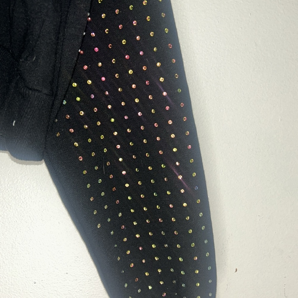 Sweater - Picture 2 of 5